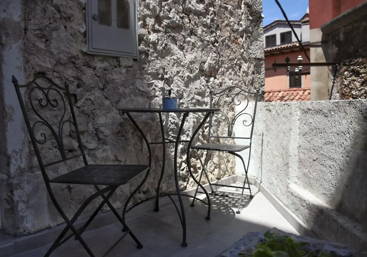 Modern Stairs Apartman Rovinj Horvátország